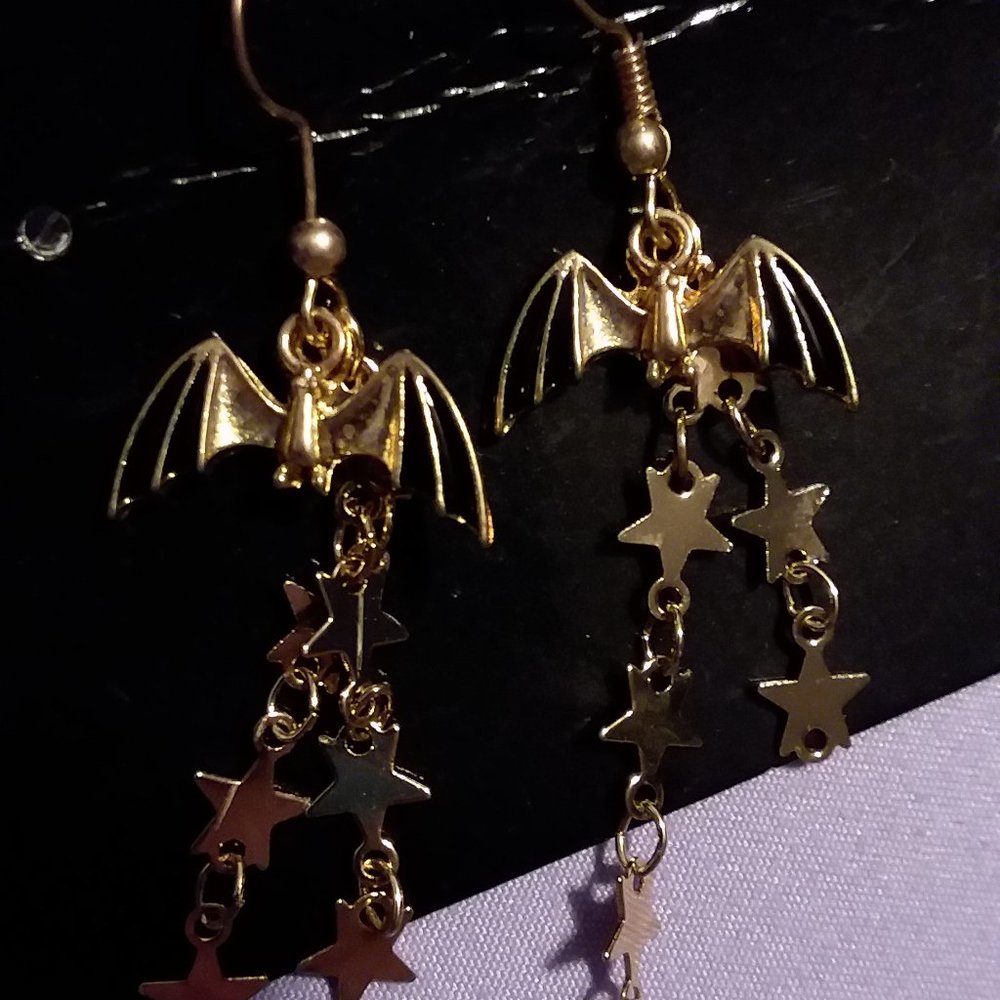Halloween Bat Earrings - Picture 2 of 9